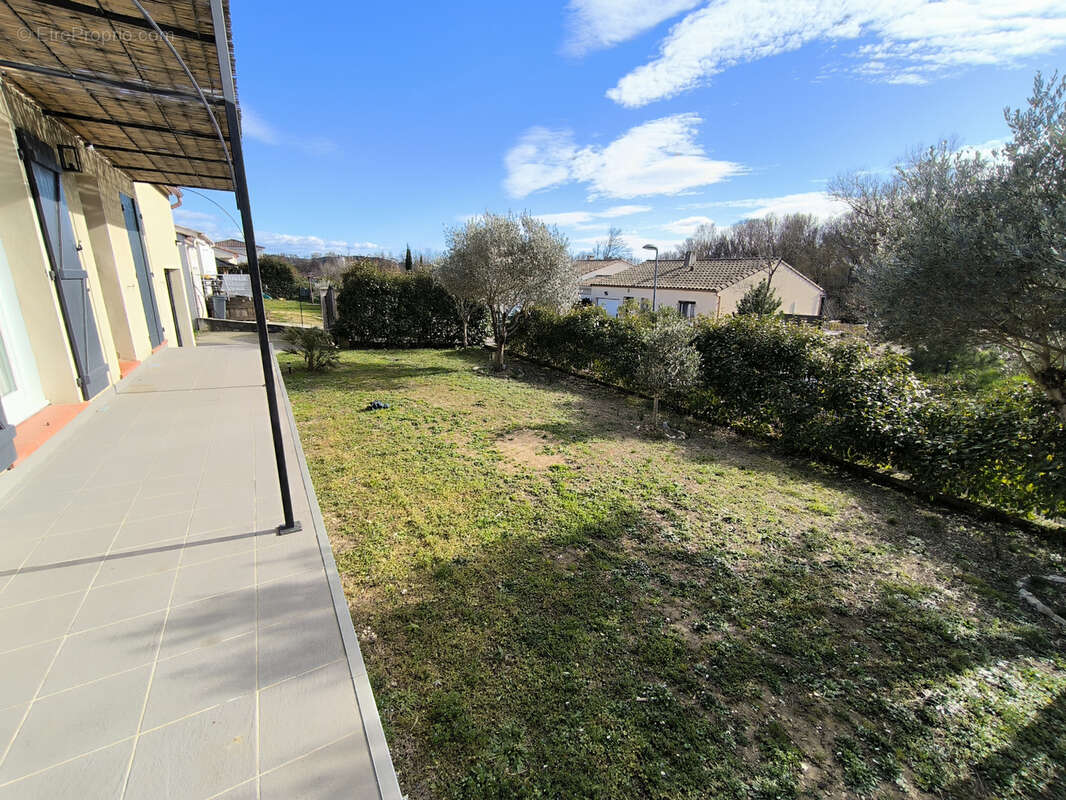 Maison à RIBAUTE-LES-TAVERNES