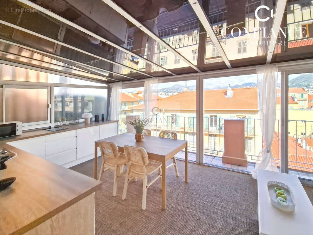 Appartement à NICE