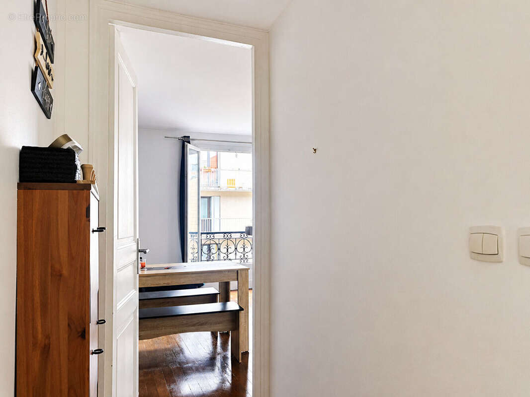 Appartement à PARIS-19E