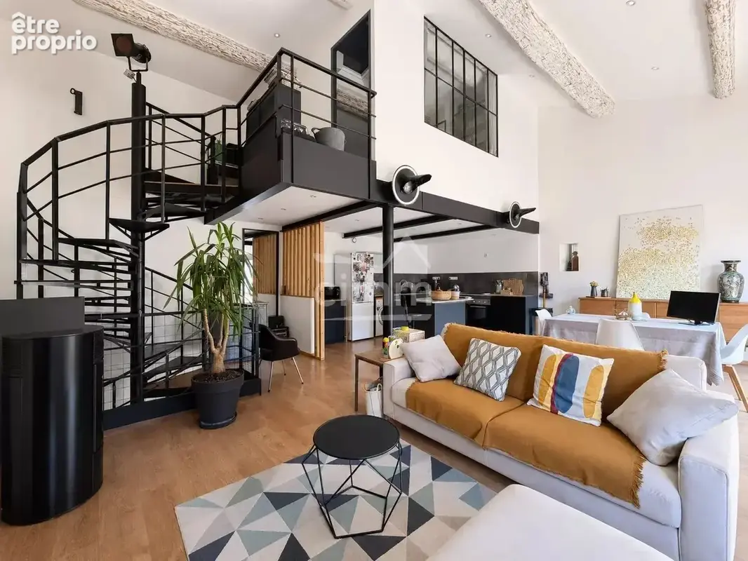 Appartement à AUBIGNOSC