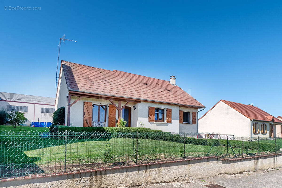 Maison à LIGNORELLES