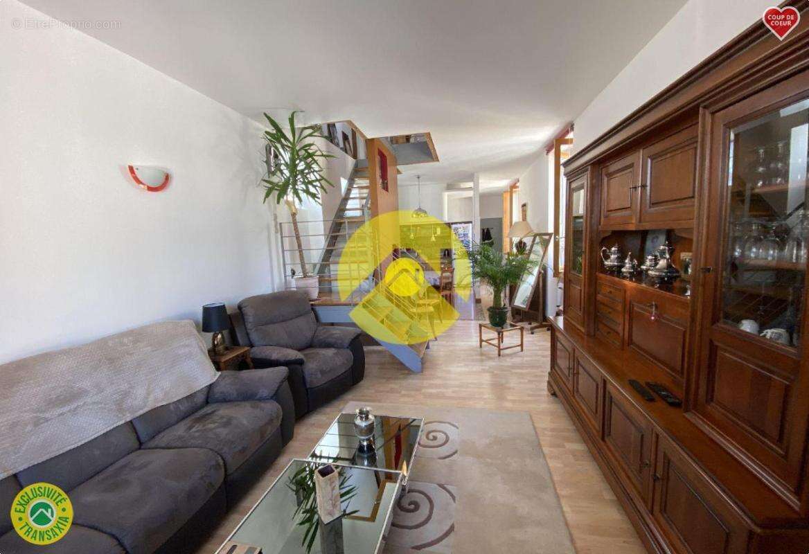 Duplex t3 centre historique - photo 2