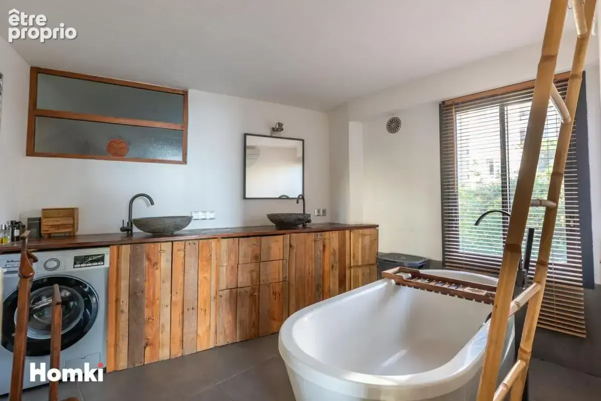 Appartement T5 de 151 m² à Fréjus 83370, Avenue de la Corniche d'Azur - photo 11