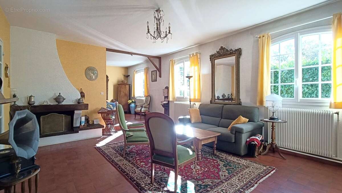 Maison à MIGNE-AUXANCES