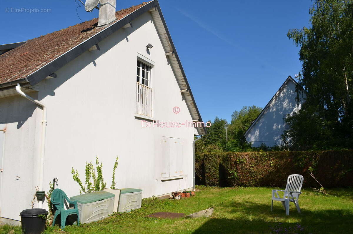 Maison 201 m² à Beaumont-Le-Roger  - photo 40