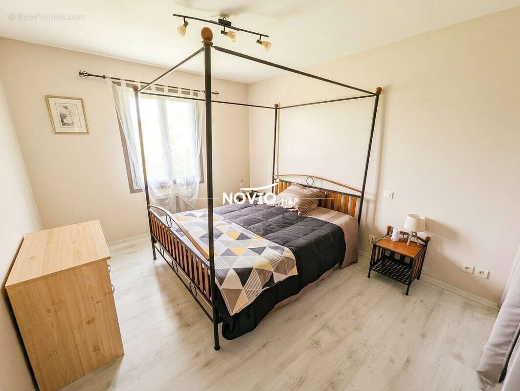 Maison 4 pièces 114 m² à vendre à Marigny-Brizay (86380) - photo 5