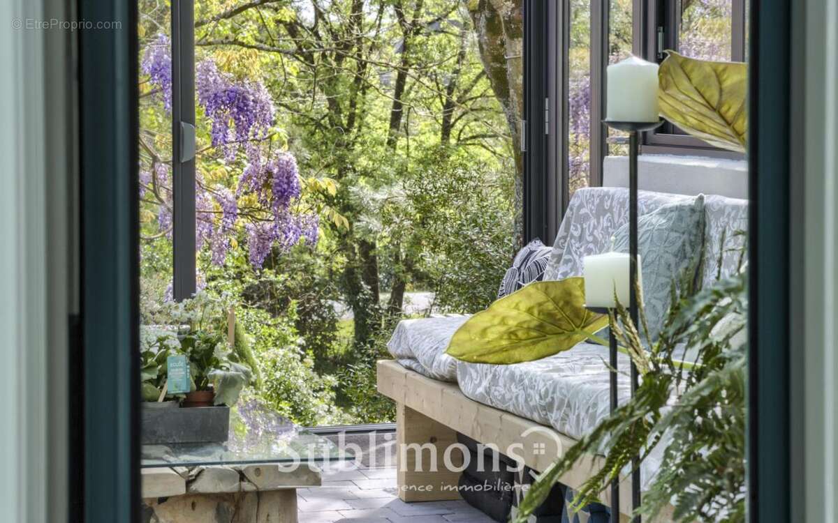 Maison à FROSSAY