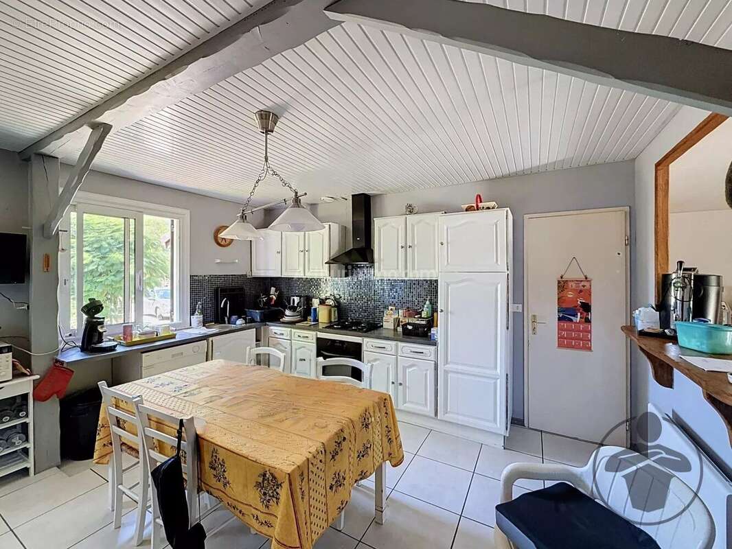 Vente Maison Camps-sur-l'isle(33660) 198 000ï¿œ - photo 9
