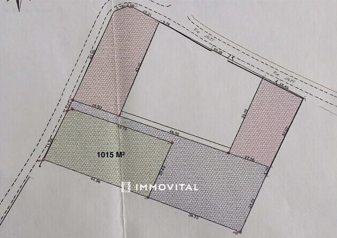 Terrain à CAPESTERRE-BELLE-EAU