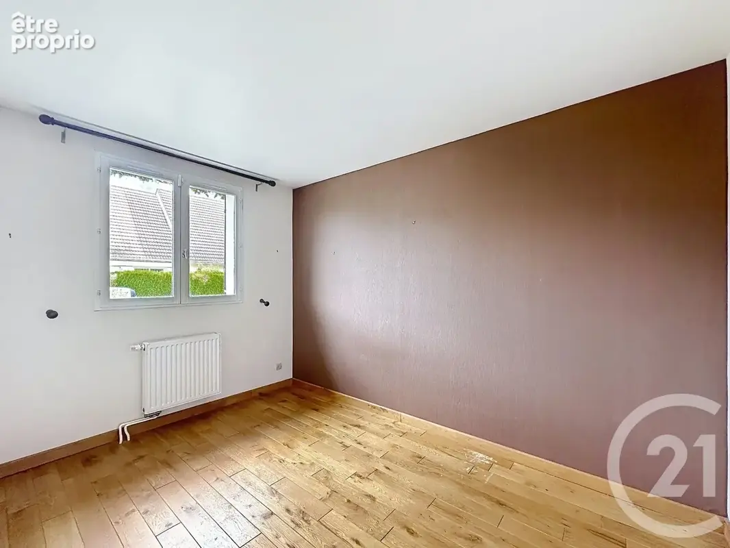 Maison 117 m² à Saint-Andre-Les-Vergers  - photo 7