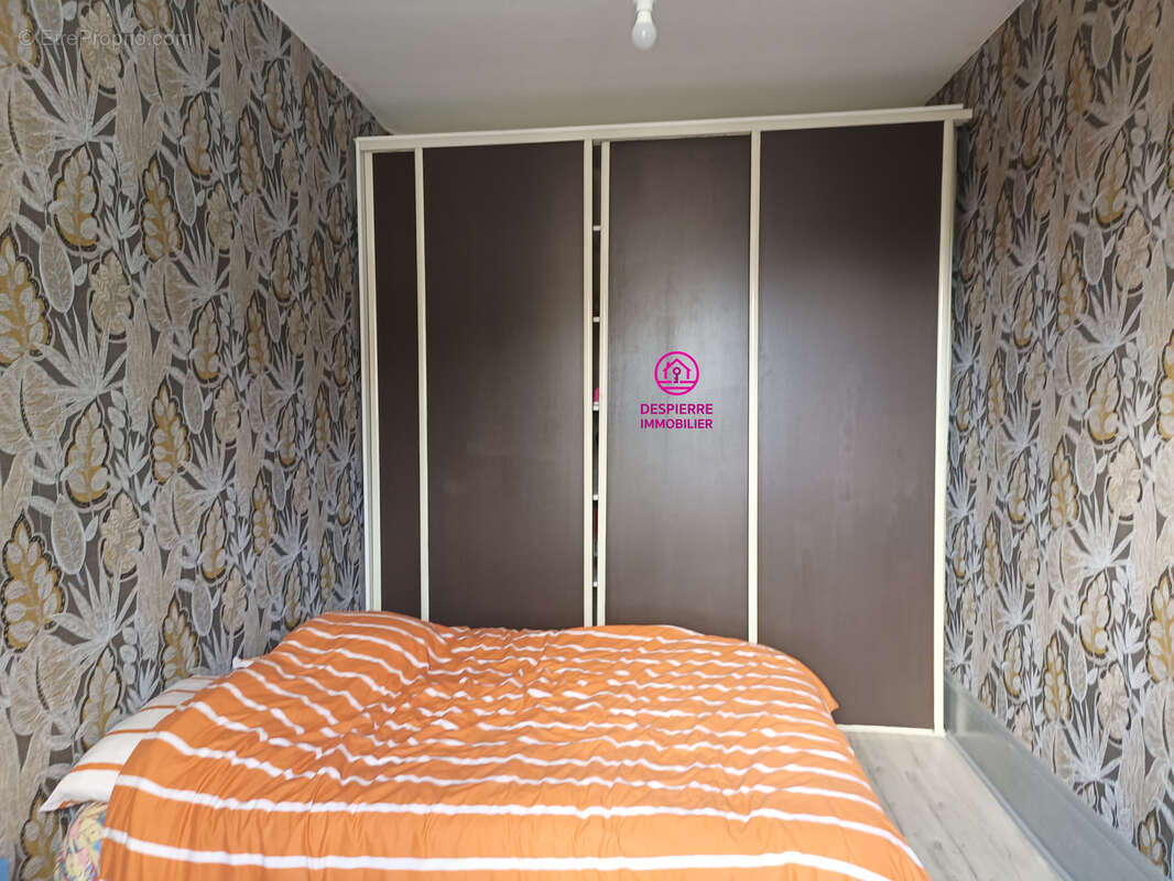 Maison à LE PEAGE-DE-ROUSSILLON