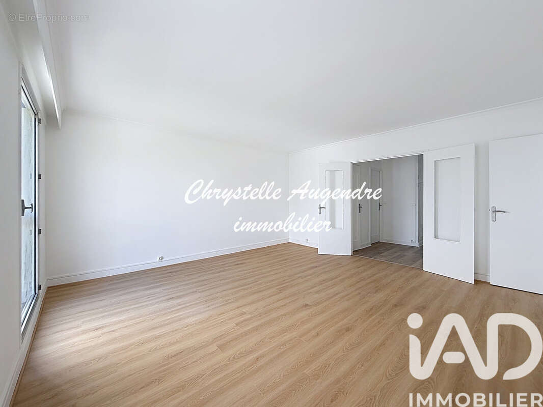 Photo 2 - Appartement à PUTEAUX