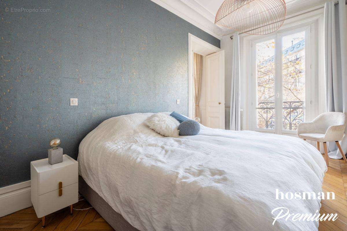 Appartement à PARIS-10E