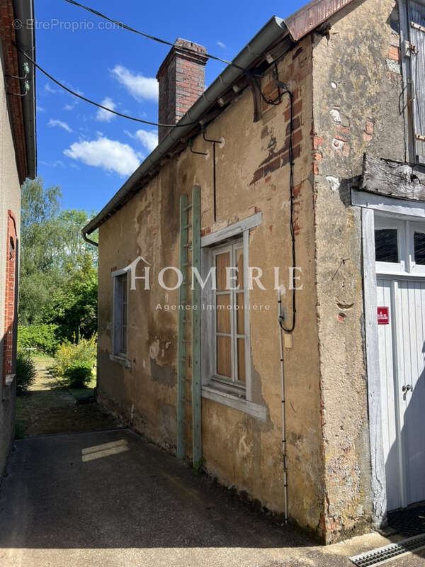 Maison à SUBLIGNY