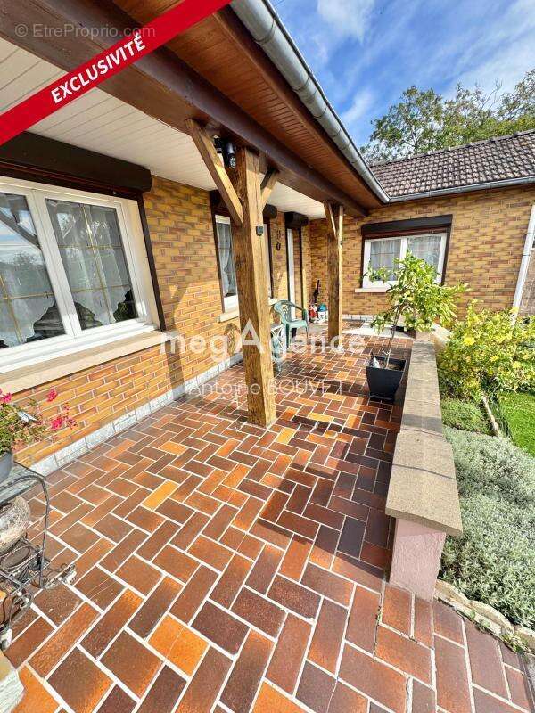 Maison à BOUZINCOURT