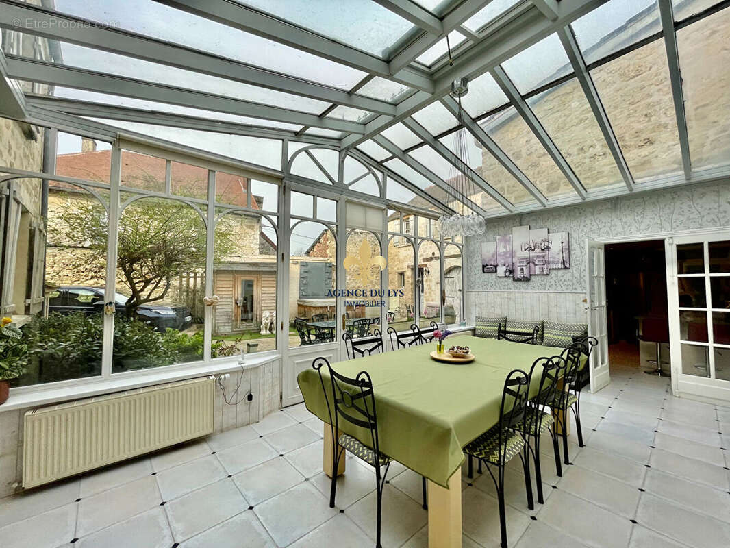 Maison à ORRY-LA-VILLE