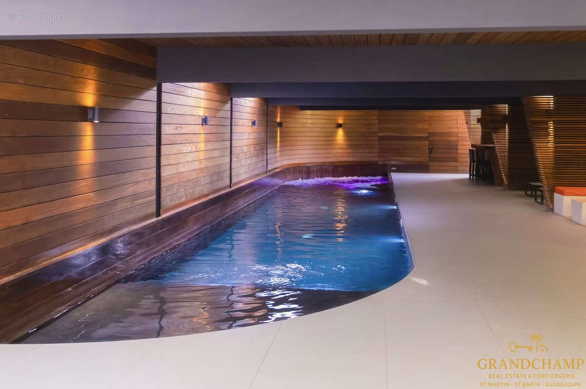 Maison à CAPESTERRE-BELLE-EAU