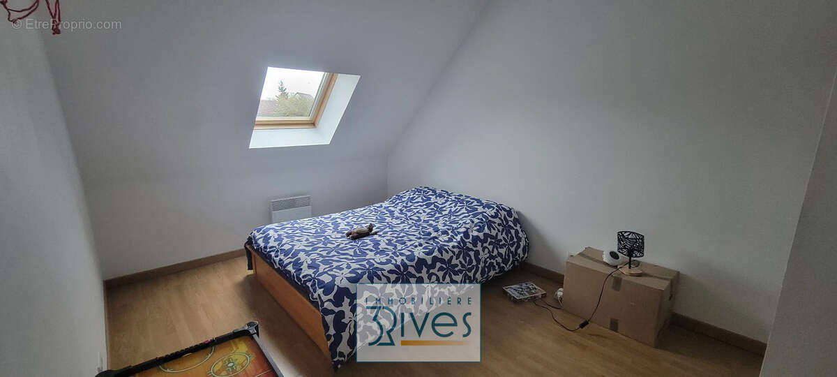 Maison à SAINT-SATURNIN-SUR-LOIRE