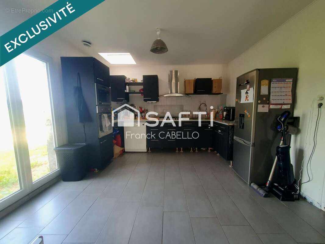Photo 4 - Maison à SAINT-REMY-EN-ROLLAT
