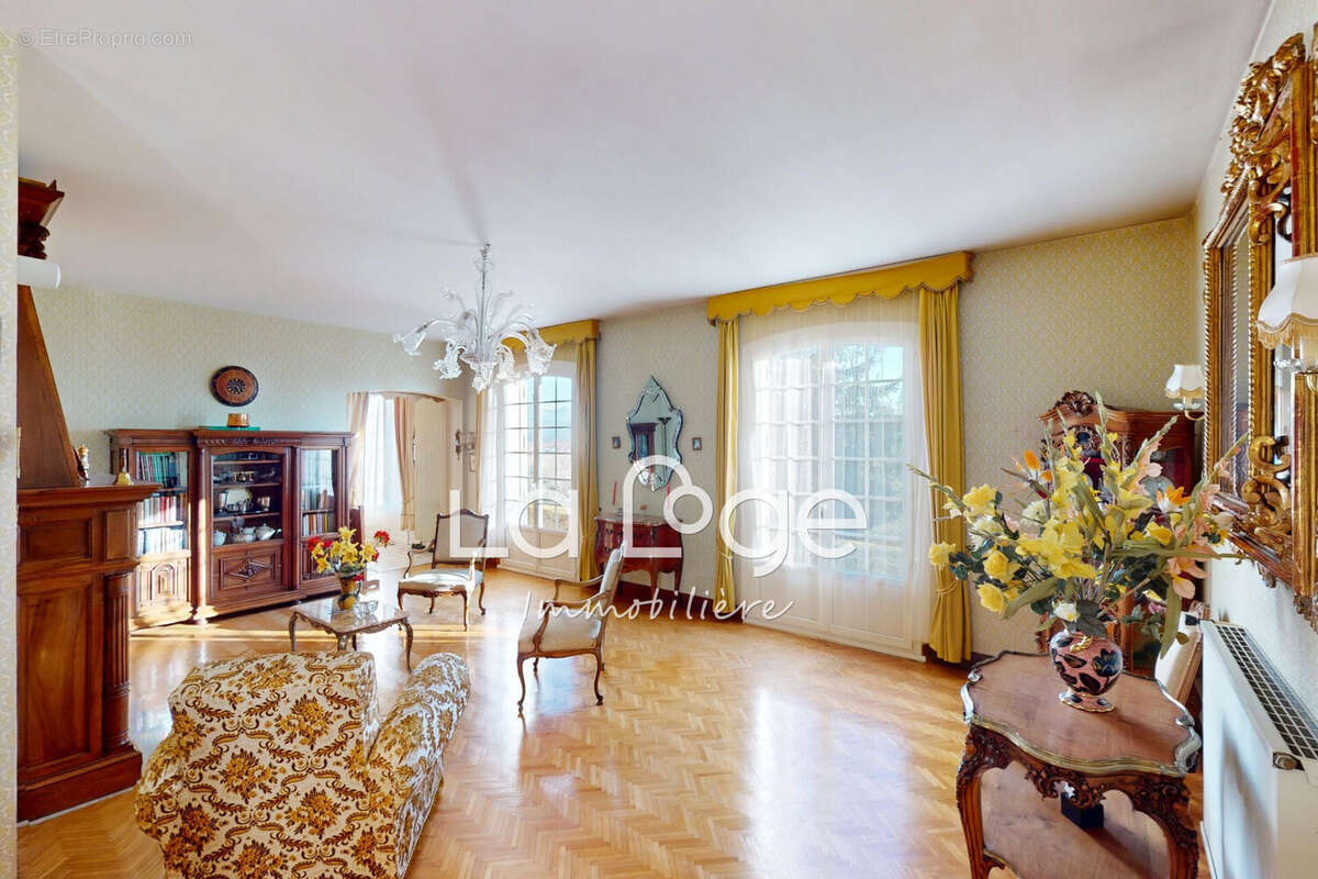 Maison à LA FREISSINOUSE