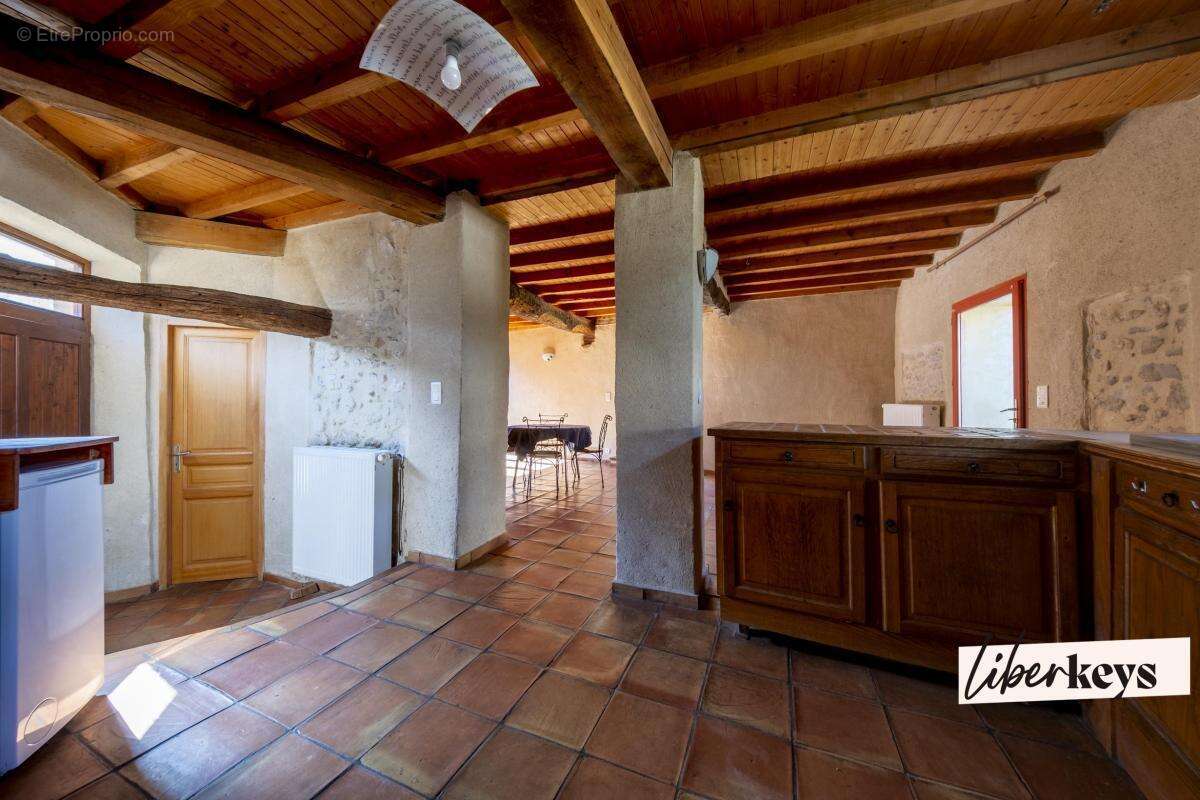 Maison à LAURABUC