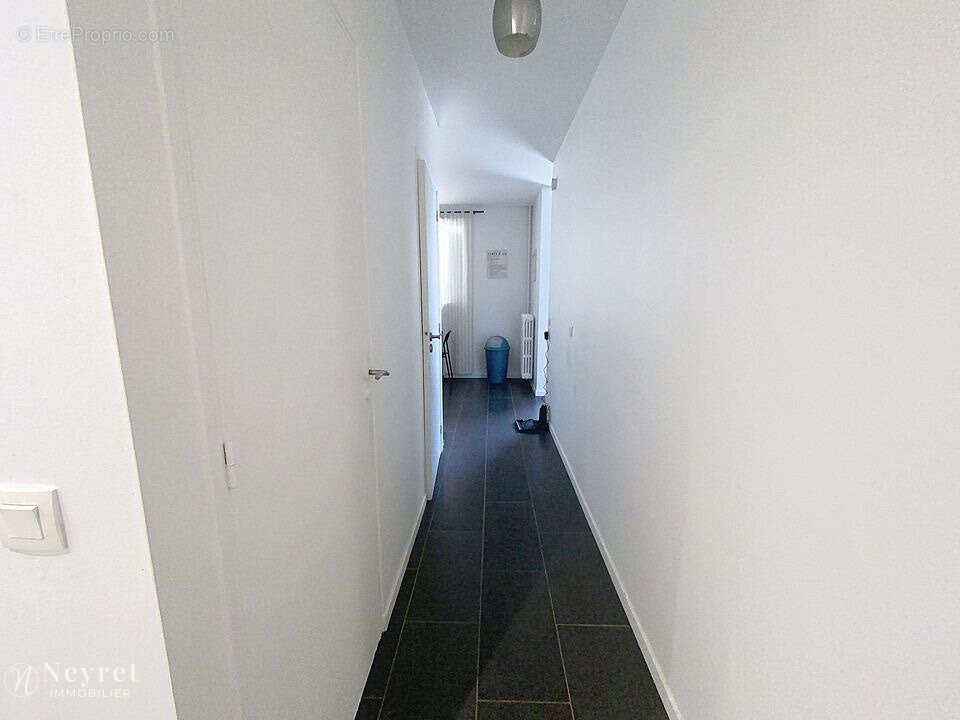 Spécial investisseur - Appartement T1 clé en main - LYON 8ème - photo 6