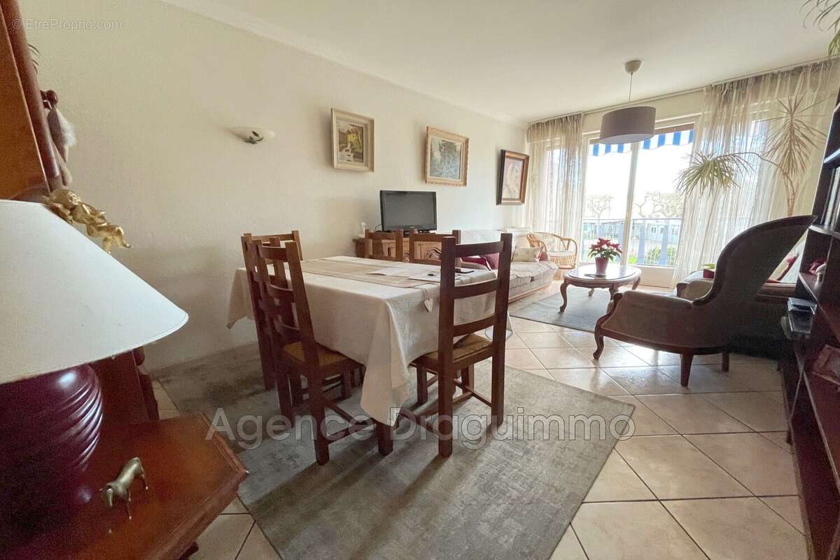 Appartement à DRAGUIGNAN