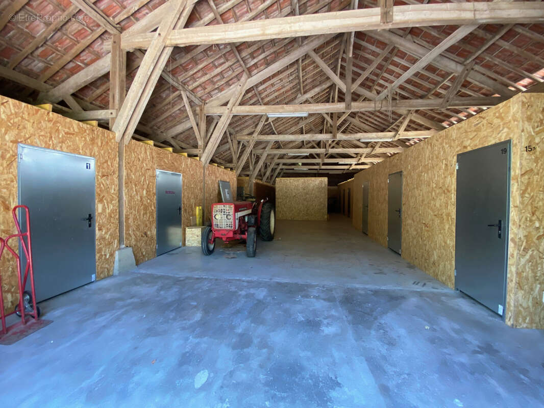 Maison à PUY-L&#039;EVEQUE