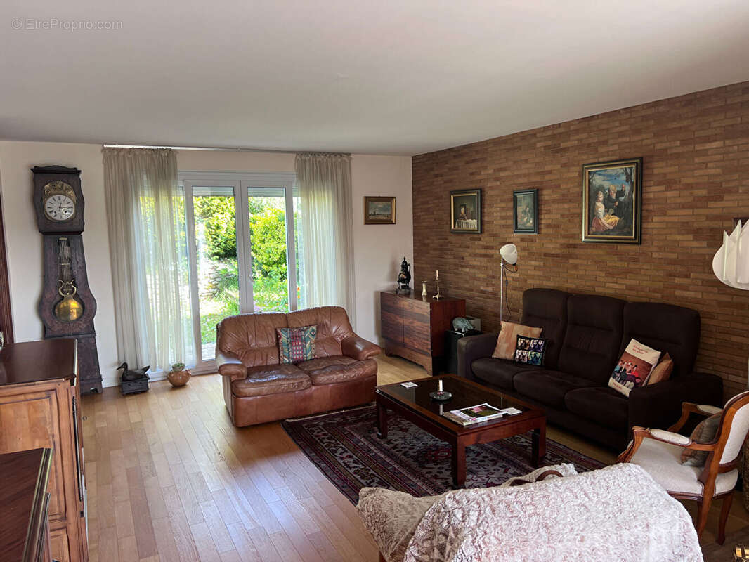 Maison à MAREIL-SUR-MAULDRE