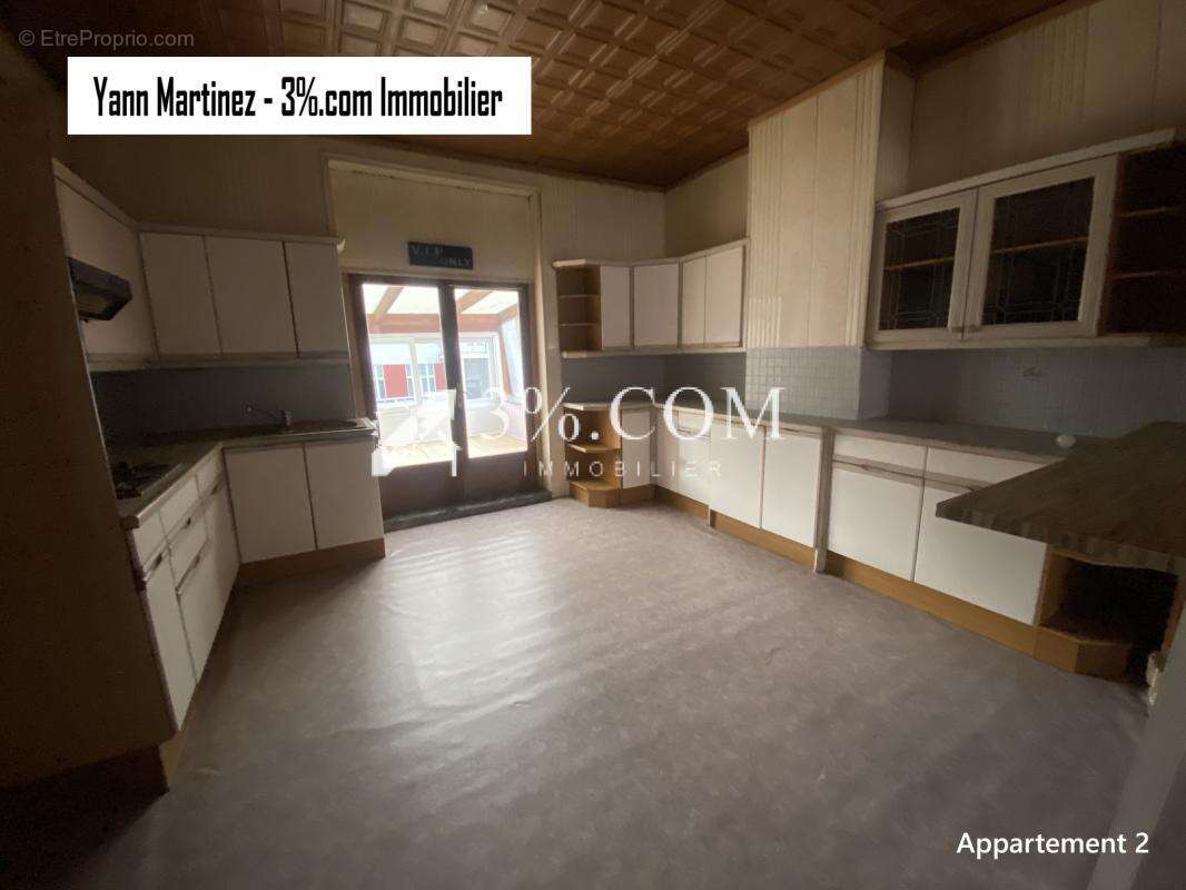 Immeuble 2 appartements 1 commerce - photo 6