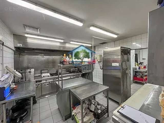 MULHOUSE ENVIRONS (68) Restaurant 460m² et Appartement 118m² sur 9,8 ares - photo 7