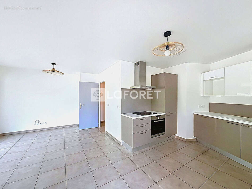 Appartement Challes Les Eaux 3 pièce(s) 68 m2 - photo 9