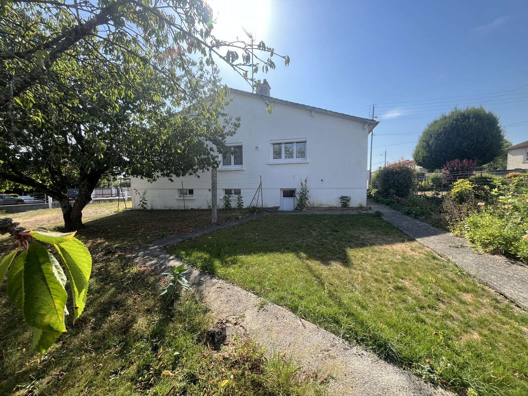 Maison à MAULEON