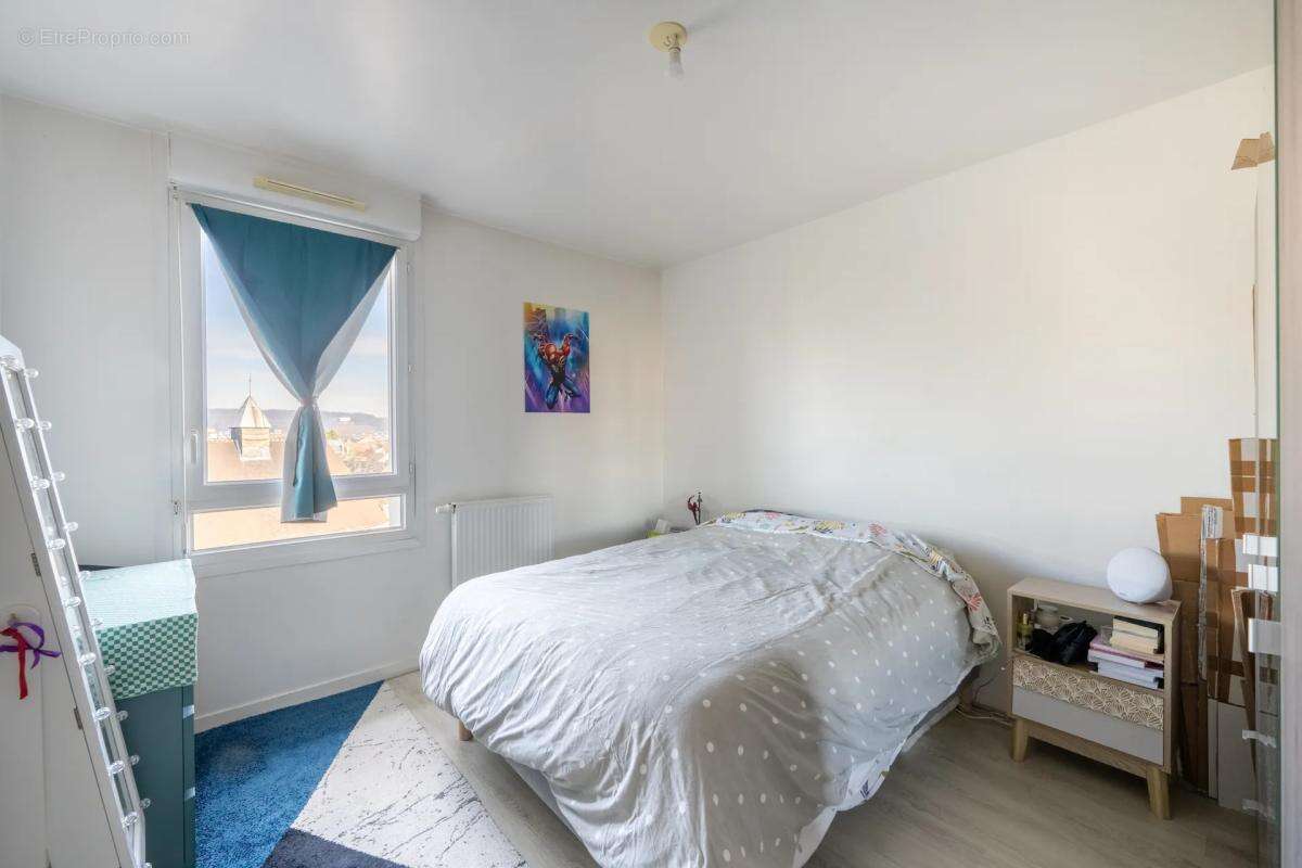 Appartement à MANTES-LA-JOLIE