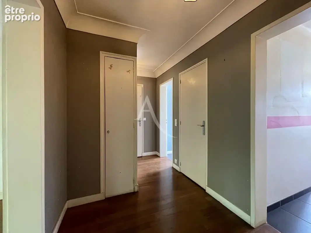 Appartement Nantes 4 pièce(s) 86.45 m2 - balcons, parking couvert, cave - photo 9