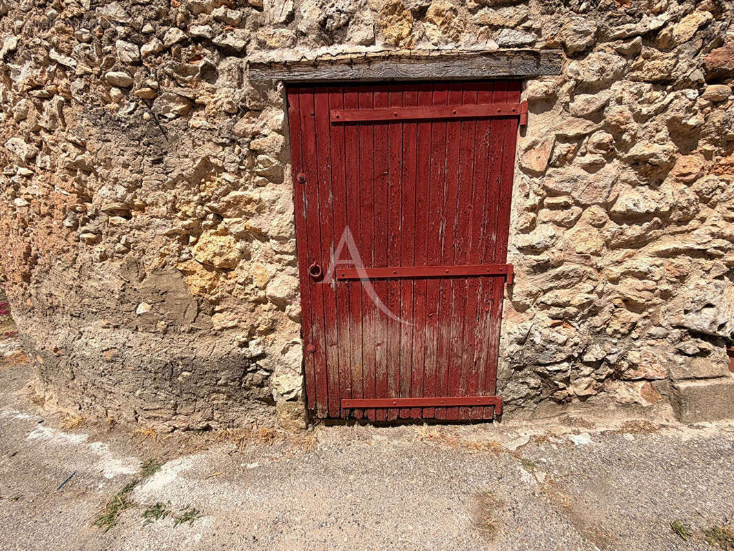 Autre à VINON-SUR-VERDON