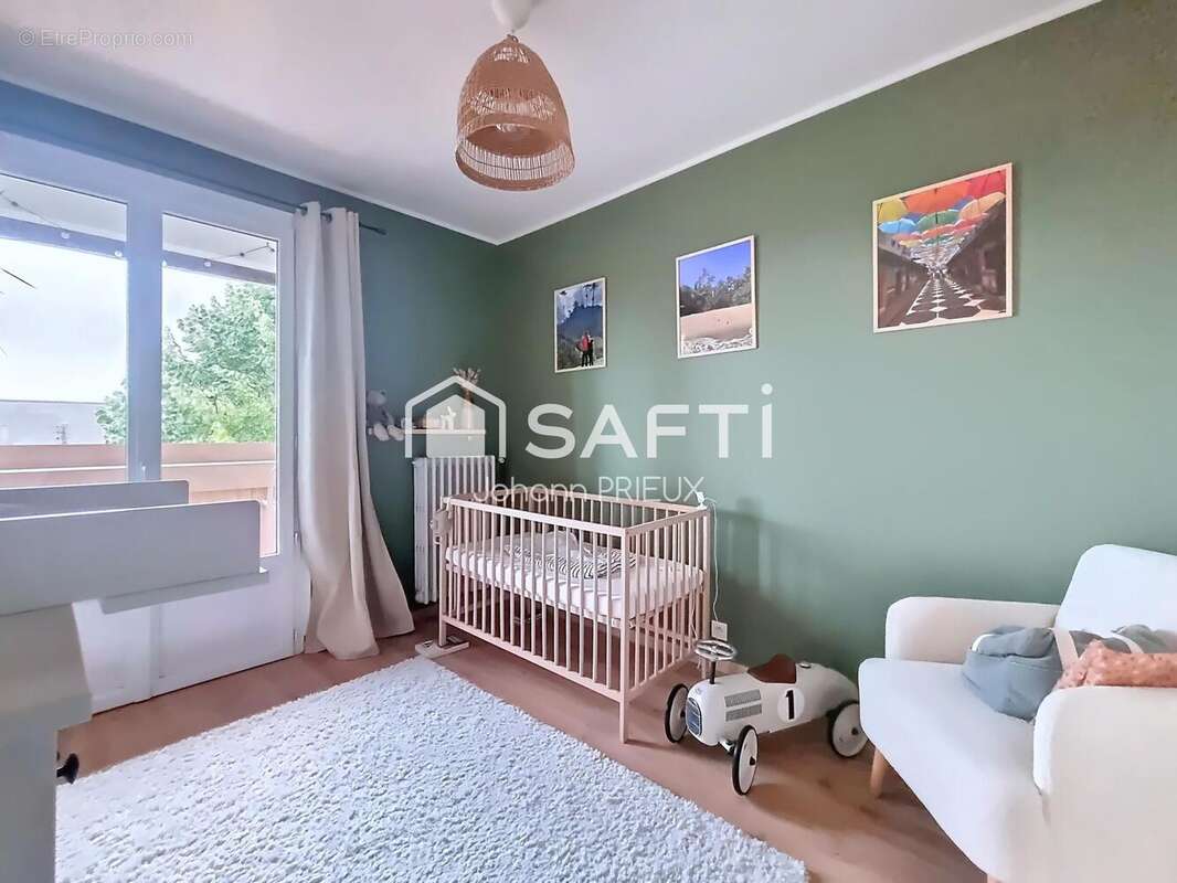 Appartement 60 m² à Caen  - photo 5