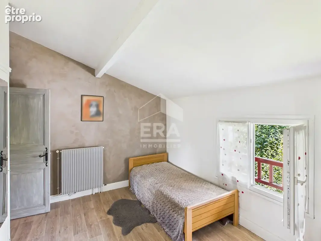 Hasparren - Maison à Vendre -  Centre-ville - photo 9
