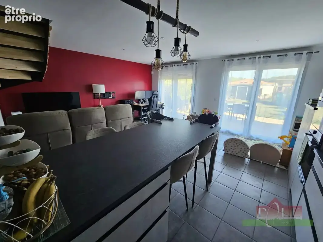 PONT-EVEQUE, Pavillon T5 de 104 m² avec jardin de 225 m² - photo 9