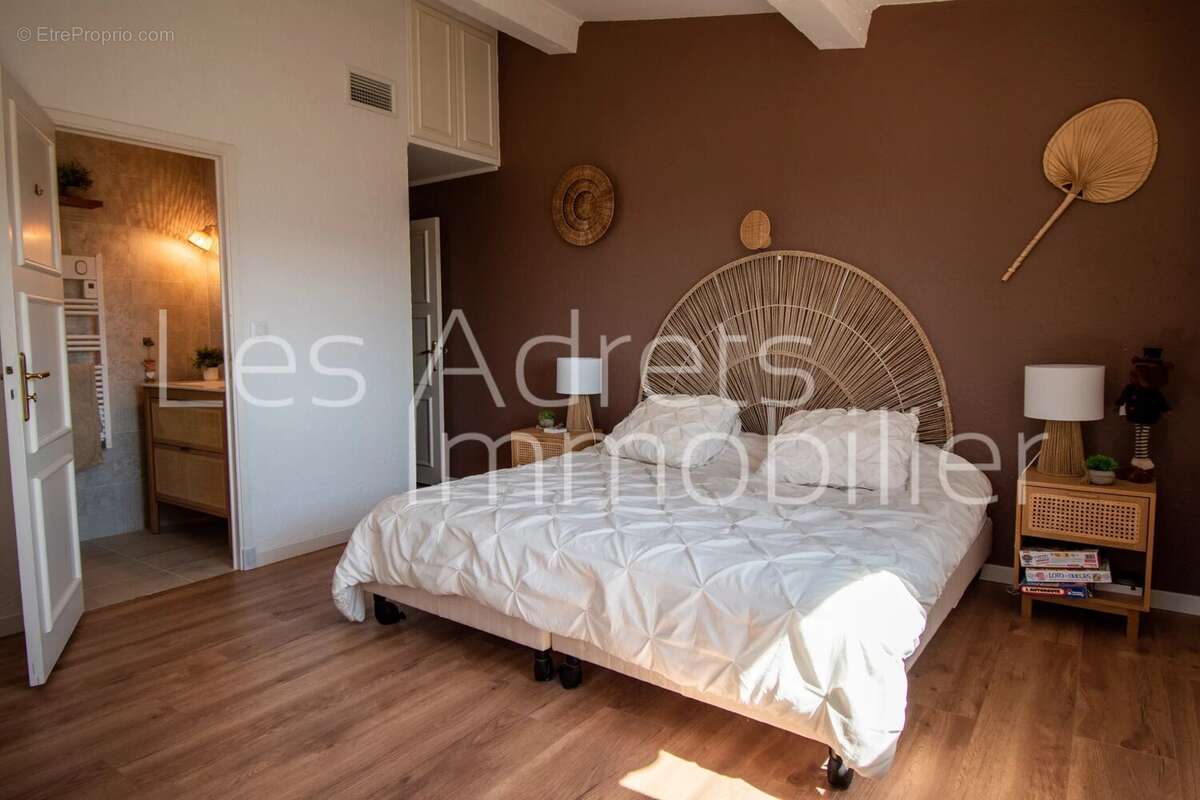 Maison à LES ADRETS-DE-L&#039;ESTEREL