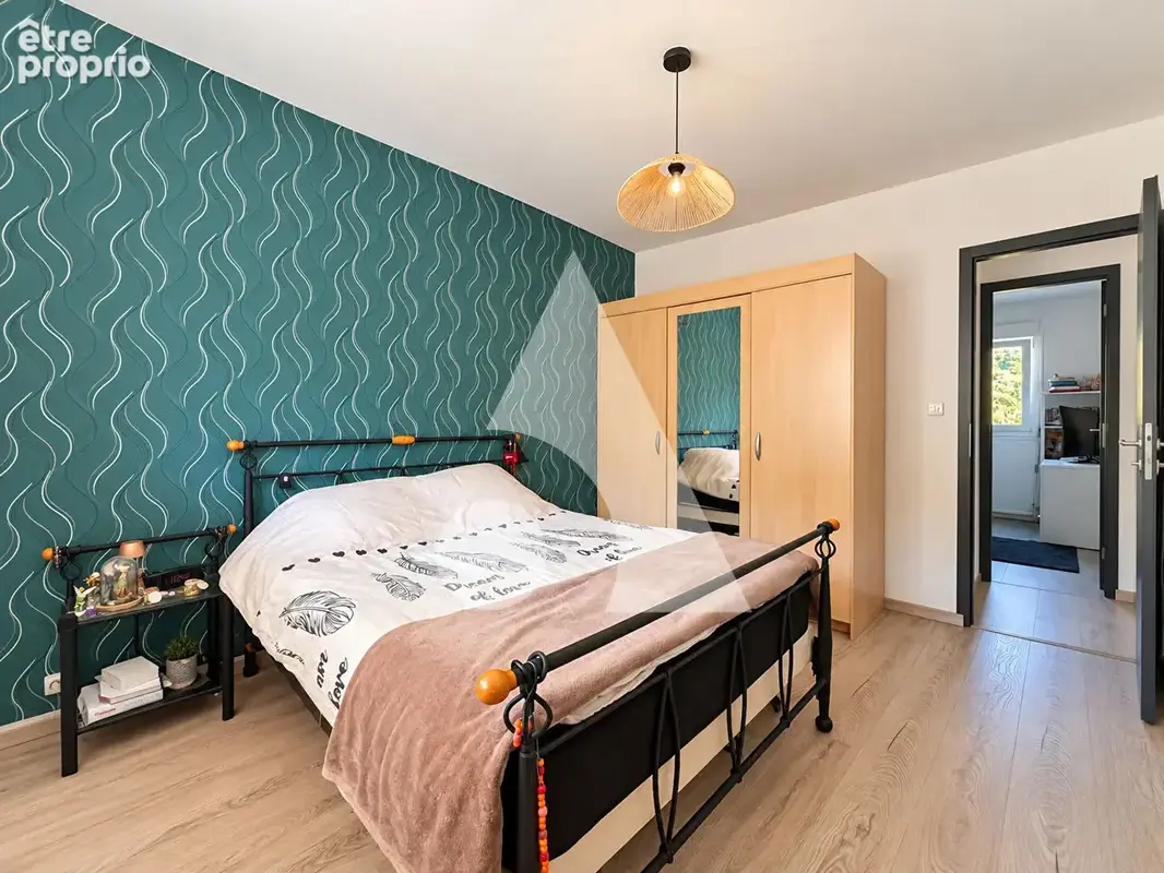 Frouard - Charmante maison rénovée avec 3 chambres, balcon et garage - photo 10