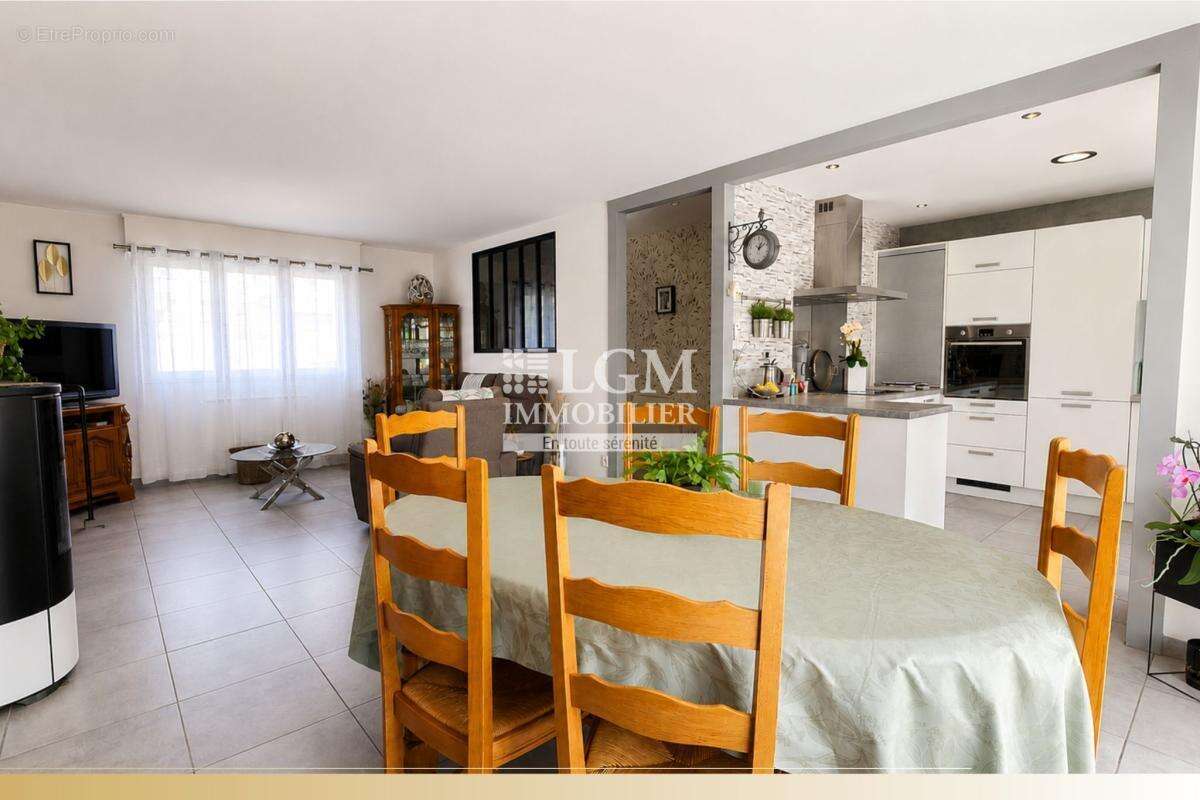 Calais – Petit Courgain – Plain-pied indépendant 3 chambres avec jardin et garage - photo 10