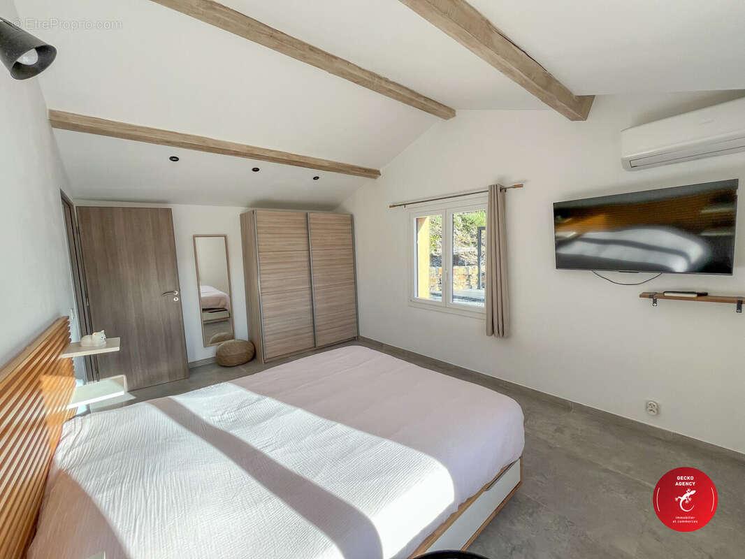 Maison à FIGANIERES