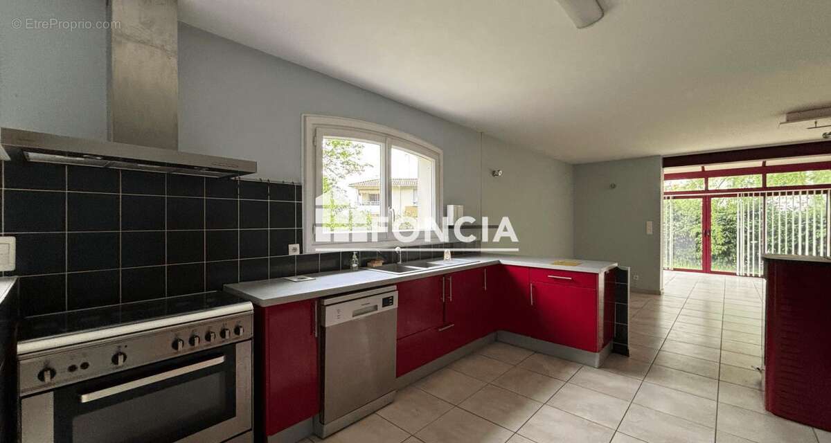 Maison à SAINT-PIERRE-DU-MONT