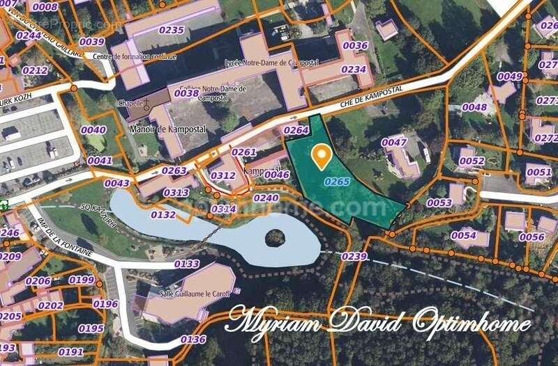 Terrain à ROSTRENEN