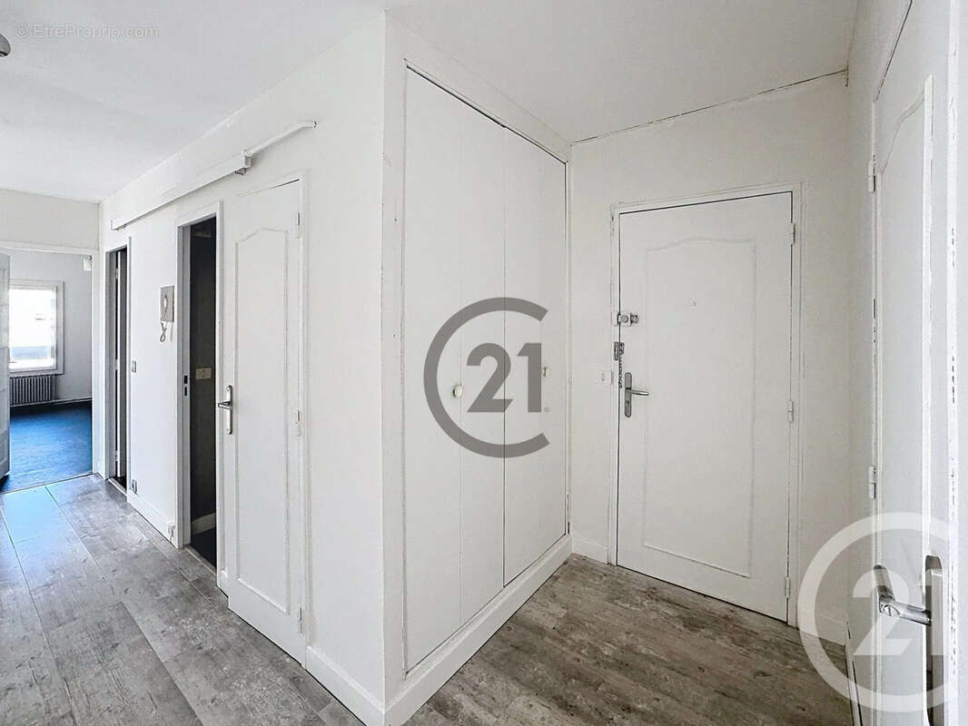 Appartement 87 m² à Auxerre  - photo 3