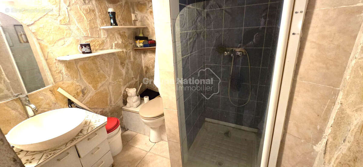 Appartement à MARSEILLE-16E