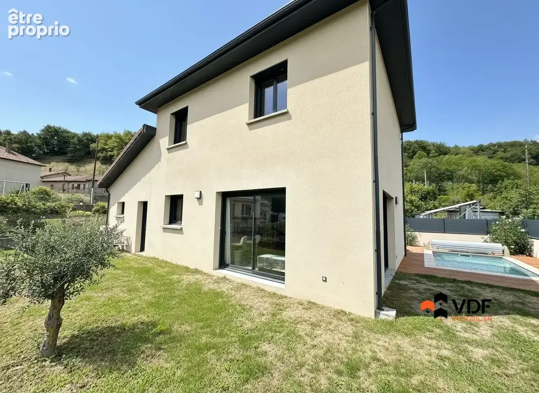 Photo Maison à Nivolas-Vermelle au prix de 350 000€