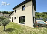 Maison à NIVOLAS-VERMELLE