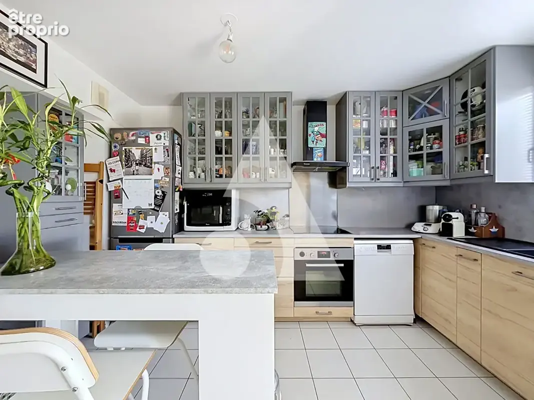 Appartement Rueil Malmaison 3 pièce(s) 70.2 m2 - photo 9